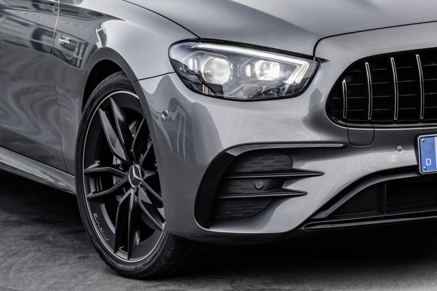 Детали экстерьера Mercedes-AMG E53 4Matic+ (W213) 2020 года  (WW) (фото 12 из 21)